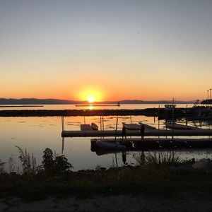 Meet your Posher, Leslie